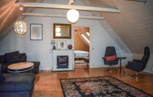 2 Bedroom Amazing Apartment In Everöd