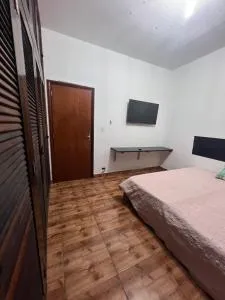 Quarto para Hóspedes - 伊塔尼亚恩