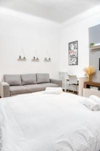 Charming Darsena Suite - amazing position next to Navigli