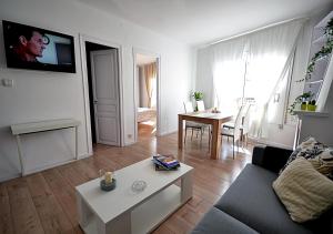 Sunny Apartment Central Sitges