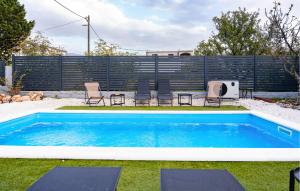 Stunning Home In Seline With Wifi