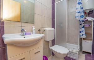 Stunning Apartment In Brodarica