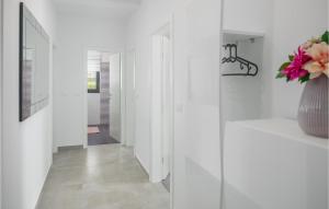 3 Bedroom Awesome Home In Novigrad