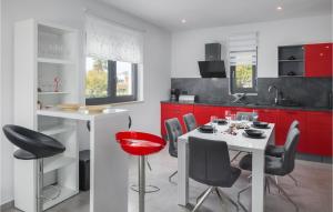 3 Bedroom Awesome Home In Novigrad