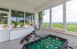 7 Bedroom Nice Home In Labin