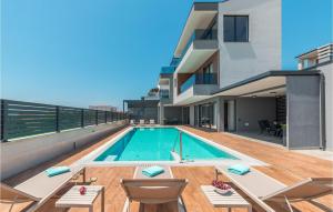 Nice Home In Fazana With House Sea View