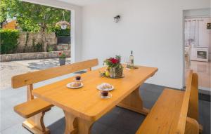 Stunning Home In Rovinjsko Selo