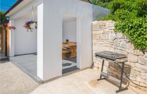 Stunning Home In Rovinjsko Selo