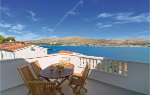 Holiday Home Okrug Donji Osoje