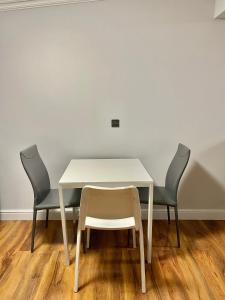 Comfy Ensuite Room in Colindale
