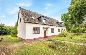 Amazing Apartment In Rechlin With Sauna - Buchholz