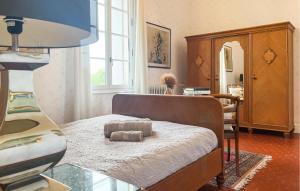 Maisons de vacances Beautiful Home In Saint-Ambroix : photos des chambres