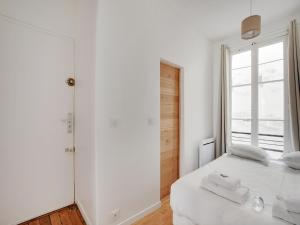 Charming flat near Grands Boulevards