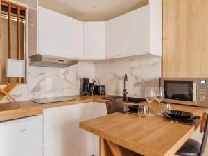 Cozy studio- Mouffetard Jardin du Luxembourg- Mobility Lease