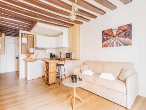 Cozy studio- Mouffetard Jardin du Luxembourg- Mobility Lease