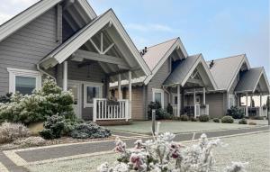 Beautiful Home In Sarbinowo With Wifi