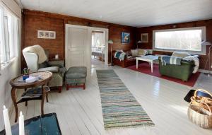 Gorgeous Home In Vittsjö With Wifi