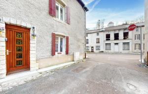 2 Bedroom Gorgeous Home In Vignory