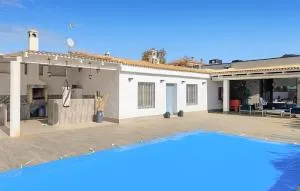 3 Bedroom Cozy Home In Lucena - Iznájar