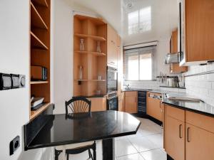 Elegant Parisian -2BR 4P- Eiffel Tower