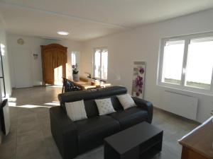 Maison conviviale à 500m de la plage, animaux admis, terrasse et WiFi - FR-1-540-307