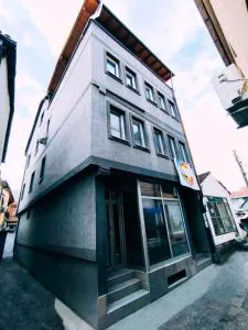 Historia Hostel - Čair