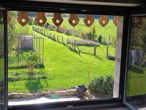 Maisons de vacances Gite renove a Mauvages avec jardin, BBQ et WIFI - FR-1-585-167 : photos des chambres