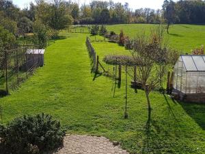Maisons de vacances Gite renove a Mauvages avec jardin, BBQ et WIFI - FR-1-585-167 : Maison de Vacances