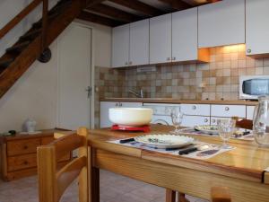 Maisons de vacances Maison 5 pers. proche plage avec jardin, parking - FR-1-246A-333 : photos des chambres