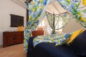2 Bedrooms central Saint-Tropez, next to the Port