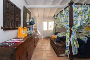 2 Bedrooms central Saint-Tropez, next to the Port