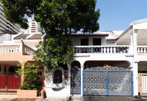 3BR design townhouse in central Bangkok - 10min to BTS, Emquartier