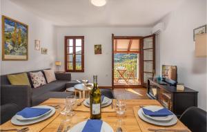 Cozy Apartment In Bribir With Kitchen