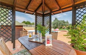 Stunning Home In Montalto Di Castro