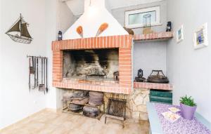 Two-Bedroom Apartment In Ratac