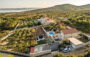 Four-Bedroom Holiday Home In Kastel Novi