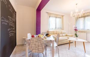 1 Bedroom Lovely Apartment In Pula