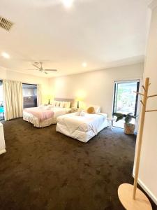 Ocean views on ocean blvd