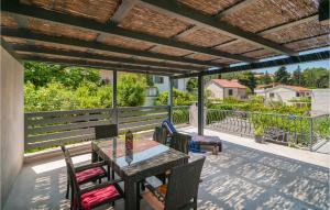 2 Bedroom Amazing Apartment In Sutivan