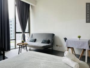 Seven Studio - Empire Damansara - Netflix & WiFi