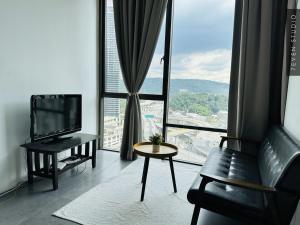 Seven Studio - Empire Damansara - Netflix & WiFi