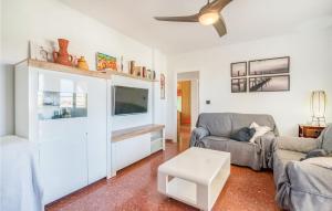 2 Bedroom Beautiful Apartment In Denia