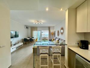 Why Knot Beach, Marina Nearby