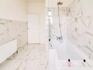 Stylish Home Near NEC, BHX, Bullring & Solihull