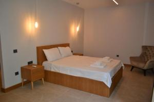 Ayayorgide odalar banyolu sıfır