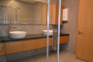 Ayayorgide odalar banyolu sıfır