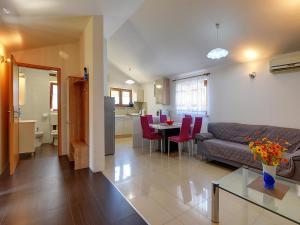 Holiday Home in Medulin near Beach