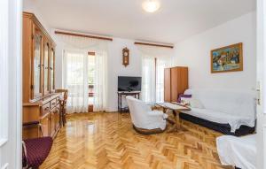 2 Bedroom Stunning Apartment In Senj