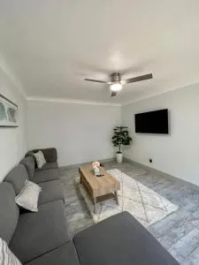 Two bedroom midtown beauty - North Sacramento