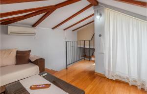 Beautiful Home In Rab